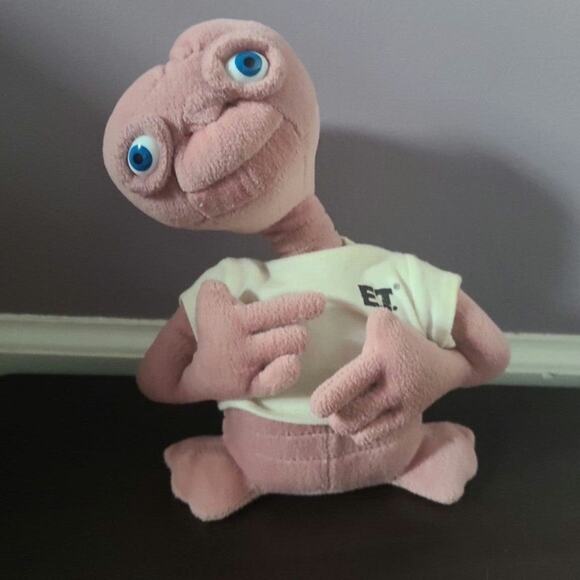 Universal Studios ET Plush White Shirt - Picture 1 of 2